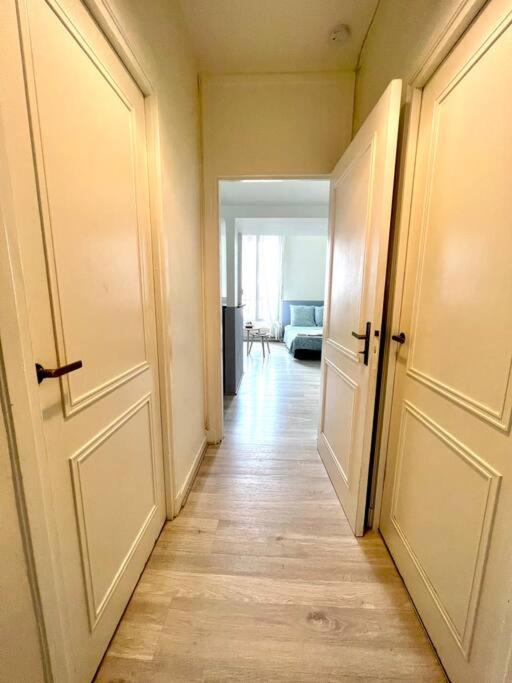 Appartement Au Bord Des Berges + Parking Toulouse Buitenkant foto